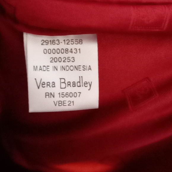 Vera Bradley - Picture 6 of 16